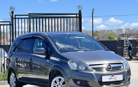 Opel Zafira B, 2012 год, 897 000 рублей, 1 фотография