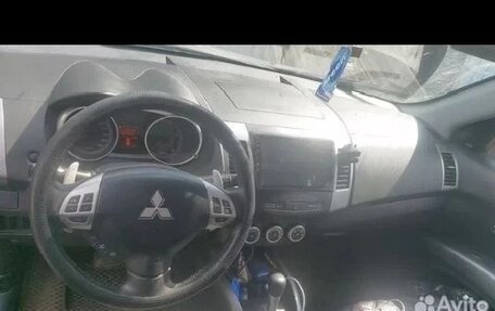 Mitsubishi Outlander III рестайлинг 3, 2008 год, 920 000 рублей, 4 фотография