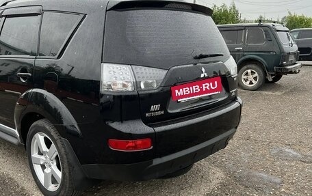 Mitsubishi Outlander III рестайлинг 3, 2008 год, 920 000 рублей, 2 фотография