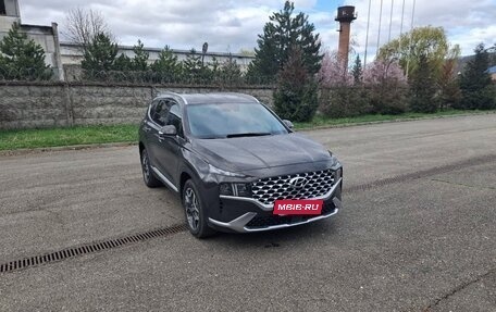 Hyundai Santa Fe IV, 2022 год, 3 900 000 рублей, 2 фотография