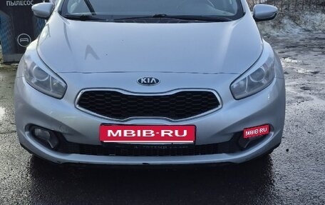 KIA cee'd III, 2014 год, 850 000 рублей, 2 фотография