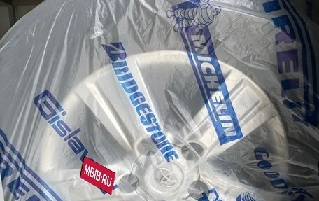 Toyota Land Cruiser 200, 2015 год, 5 000 000 рублей, 13 фотография