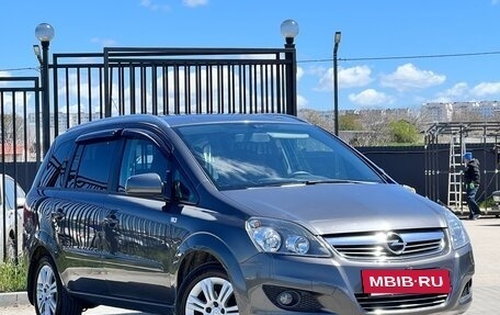 Opel Zafira B, 2012 год, 897 000 рублей, 2 фотография