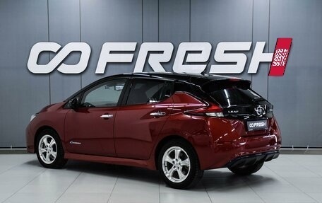 Nissan Leaf II, 2019 год, 2 200 000 рублей, 2 фотография