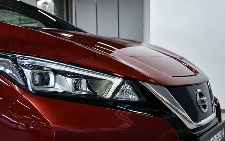 Nissan Leaf II, 2019 год, 2 200 000 рублей, 8 фотография