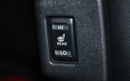 Nissan Leaf II, 2019 год, 2 200 000 рублей, 28 фотография