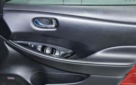 Nissan Leaf II, 2019 год, 2 200 000 рублей, 29 фотография