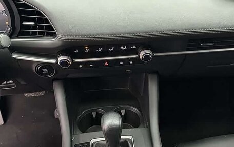 Mazda 3, 2023 год, 1 570 000 рублей, 11 фотография