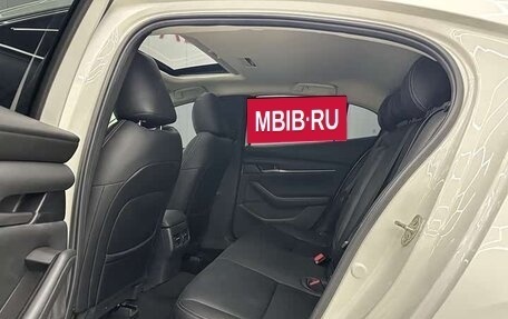 Mazda 3, 2023 год, 1 570 000 рублей, 8 фотография