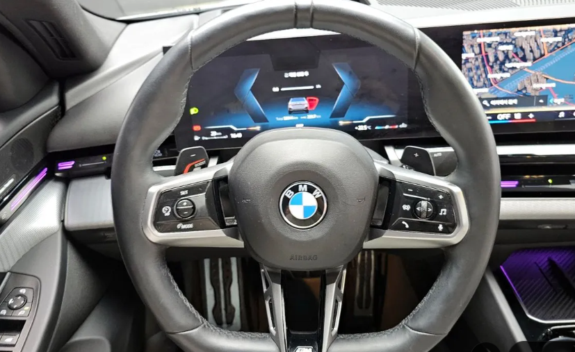 BMW 5 серия G30, 2024 год, 6 900 000 рублей, 9 фотография