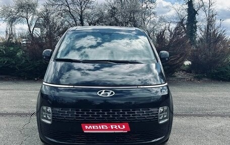 Hyundai Staria, 2022 год, 4 400 000 рублей, 1 фотография