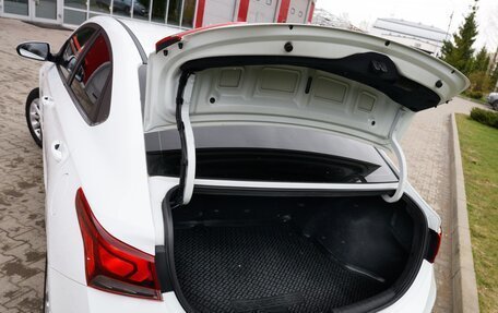 Hyundai Solaris II рестайлинг, 2019 год, 1 270 000 рублей, 7 фотография