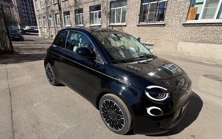 Fiat 500, 2021 год, 2 700 000 рублей, 3 фотография