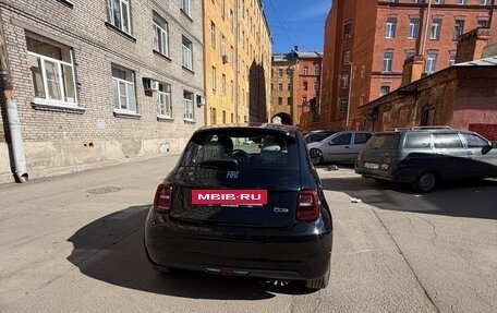 Fiat 500, 2021 год, 2 700 000 рублей, 5 фотография