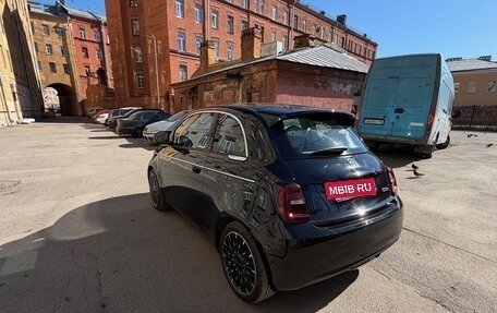 Fiat 500, 2021 год, 2 700 000 рублей, 6 фотография