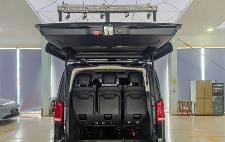 Mercedes-Benz V-Класс, 2024 год, 7 210 000 рублей, 19 фотография