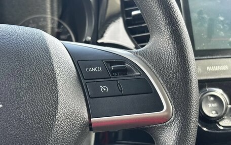 Mitsubishi Outlander III рестайлинг 3, 2022 год, 2 700 000 рублей, 14 фотография