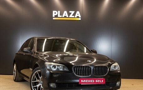 BMW 7 серия, 2011 год, 1 569 000 рублей, 2 фотография