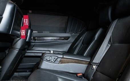 BMW 7 серия, 2011 год, 1 569 000 рублей, 10 фотография