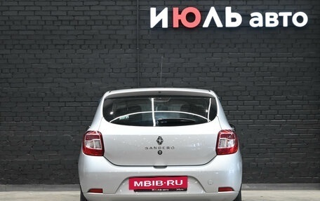 Renault Sandero II рестайлинг, 2019 год, 880 000 рублей, 5 фотография