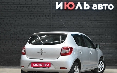 Renault Sandero II рестайлинг, 2019 год, 880 000 рублей, 6 фотография