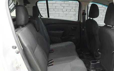 Renault Sandero II рестайлинг, 2019 год, 880 000 рублей, 10 фотография