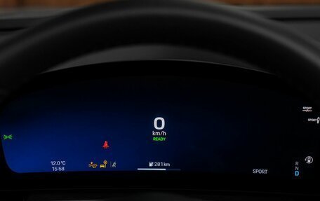 Porsche Macan, 2025 год, 15 625 000 рублей, 17 фотография