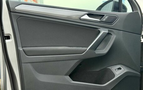 Volkswagen Tiguan II, 2019 год, 2 899 000 рублей, 9 фотография