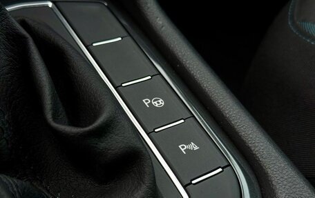 Volkswagen Tiguan II, 2019 год, 2 899 000 рублей, 22 фотография