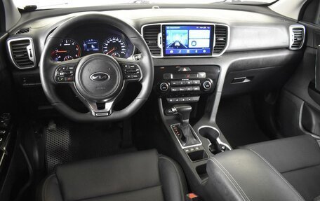 KIA Sportage IV рестайлинг, 2018 год, 2 069 900 рублей, 6 фотография