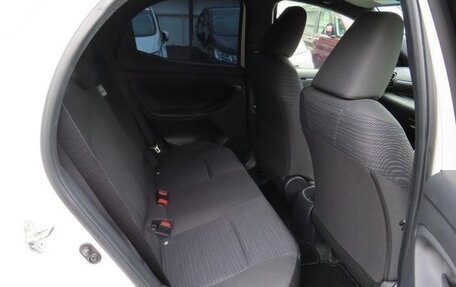 Toyota Yaris, 2020 год, 710 000 рублей, 11 фотография