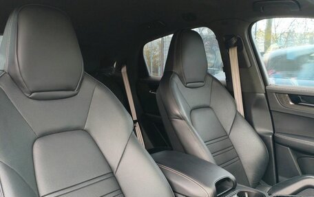 Porsche Cayenne III, 2023 год, 26 300 000 рублей, 14 фотография