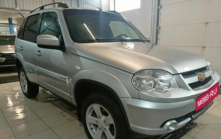 Chevrolet Niva I рестайлинг, 2015 год, 649 000 рублей, 2 фотография