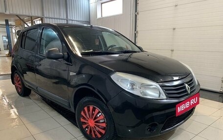 Renault Sandero I, 2011 год, 565 000 рублей, 2 фотография