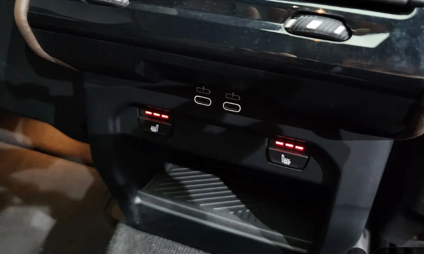 BMW 5 серия G30, 2023 год, 5 850 000 рублей, 15 фотография