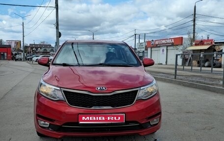 KIA Rio III рестайлинг, 2016 год, 940 000 рублей, 1 фотография