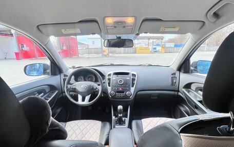 KIA cee'd I рестайлинг, 2010 год, 540 000 рублей, 14 фотография