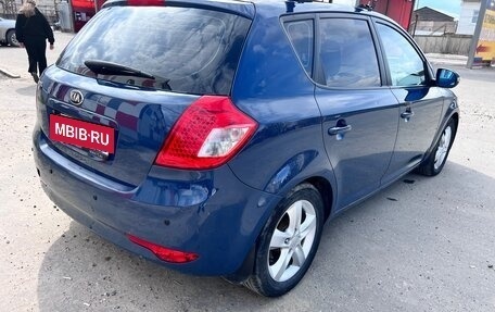 KIA cee'd I рестайлинг, 2010 год, 540 000 рублей, 6 фотография