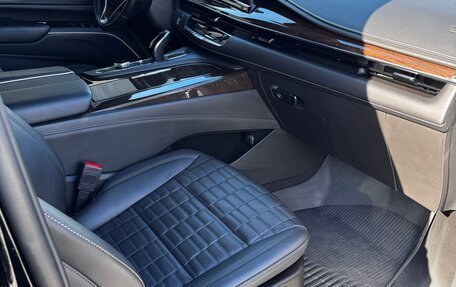 Cadillac Escalade V, 2023 год, 12 700 000 рублей, 12 фотография