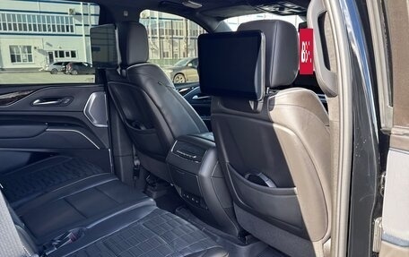 Cadillac Escalade V, 2023 год, 12 700 000 рублей, 15 фотография