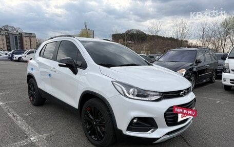 Chevrolet Trax, 2022 год, 1 270 000 рублей, 3 фотография