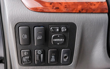 Toyota Land Cruiser Prado 120 рестайлинг, 2004 год, 1 649 000 рублей, 20 фотография