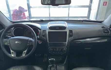 KIA Sorento II рестайлинг, 2015 год, 1 799 900 рублей, 9 фотография