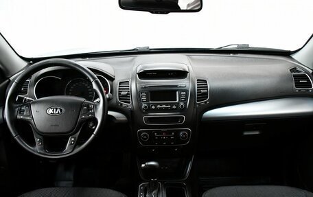 KIA Sorento II рестайлинг, 2013 год, 1 797 000 рублей, 9 фотография