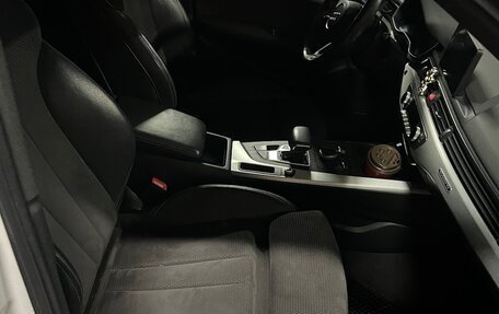 Audi A4, 2018 год, 2 590 000 рублей, 11 фотография