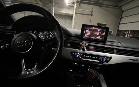 Audi A4, 2018 год, 2 590 000 рублей, 10 фотография