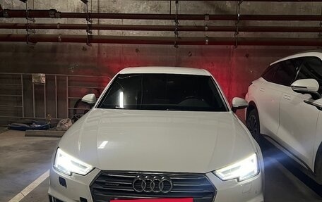 Audi A4, 2018 год, 2 590 000 рублей, 2 фотография