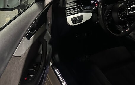 Audi A4, 2018 год, 2 590 000 рублей, 13 фотография