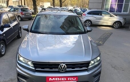 Volkswagen Tiguan II, 2020 год, 2 200 000 рублей, 2 фотография