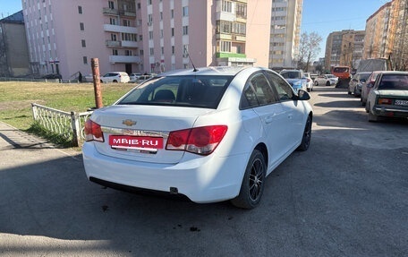Chevrolet Cruze II, 2013 год, 650 000 рублей, 6 фотография